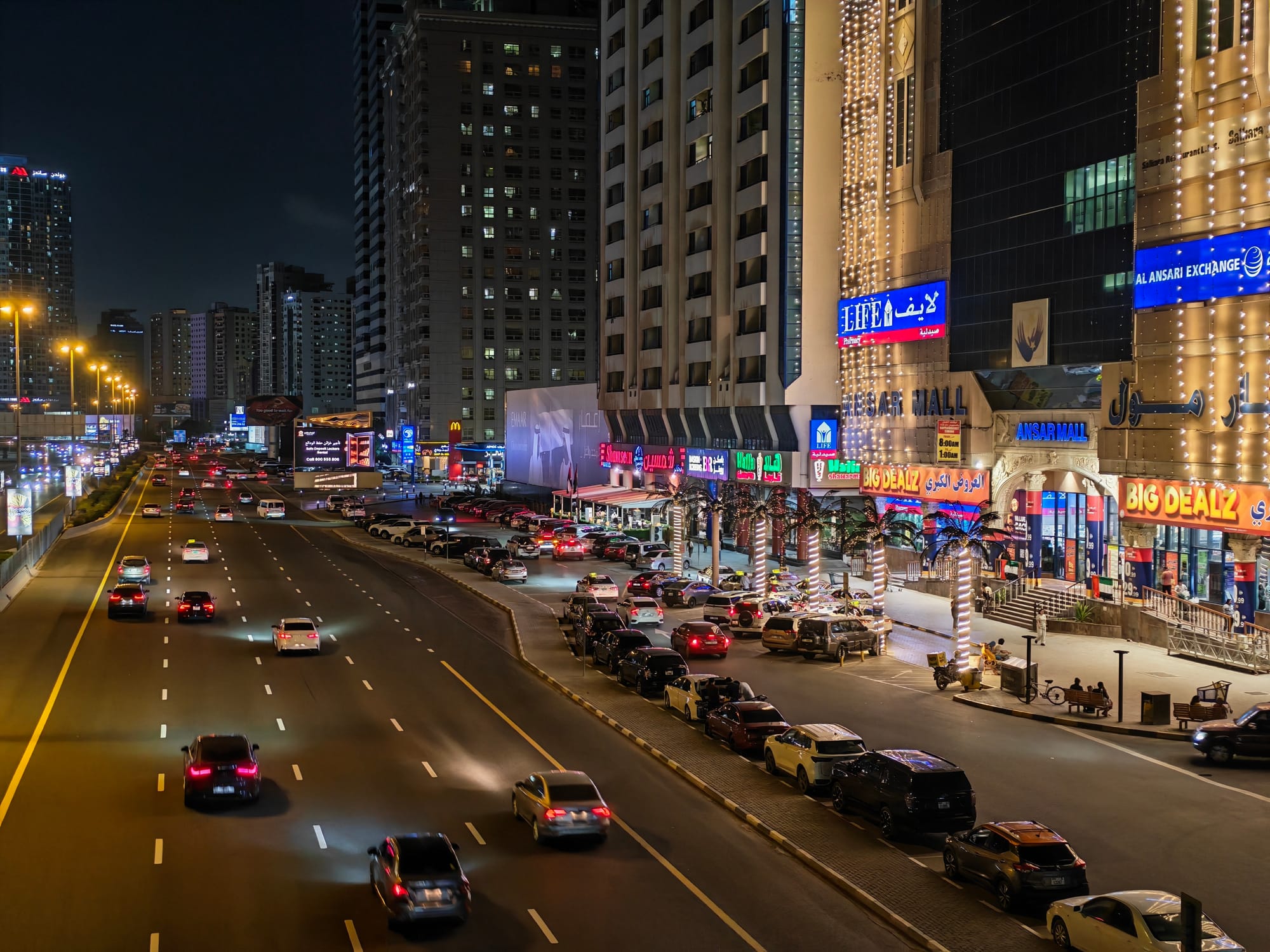 Honor 600 Pro laying on a textured surface, emphasizing its design details.