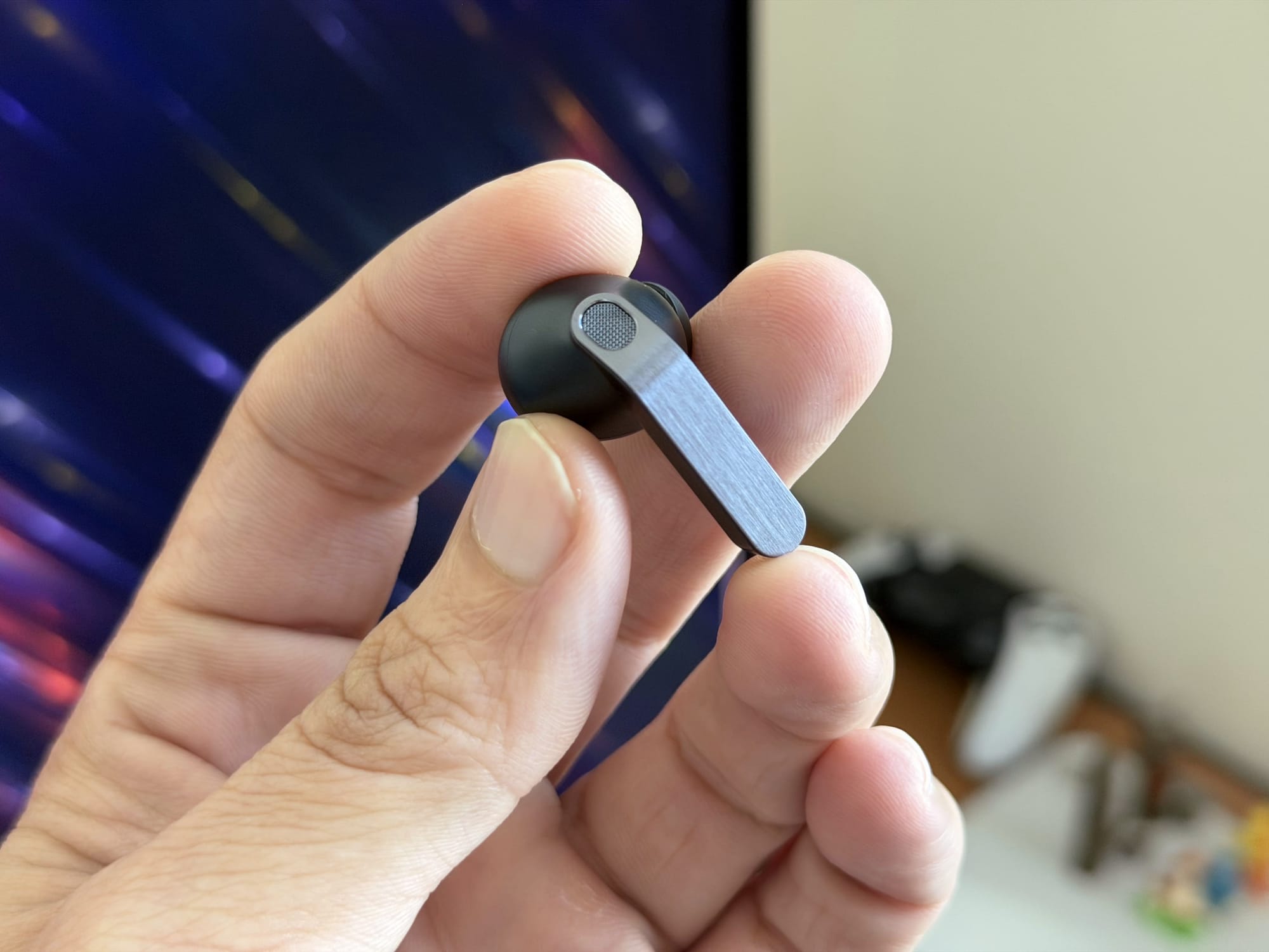 Close-up of the other side of a Samsung Galaxy Buds4 Pro earbud.