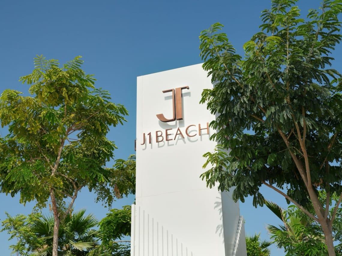 J1 Beach Dubai: The Ultimate Guide to Restaurants, Beach Clubs, and Pools