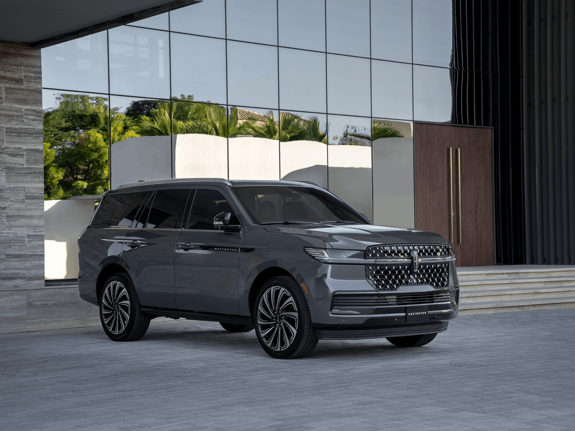 Inside the 2025 Lincoln Navigator: A Luxury Spa on Wheels