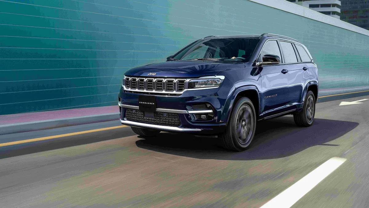 Jeep Commander Lands in the Middle East: 7-seat 4x4