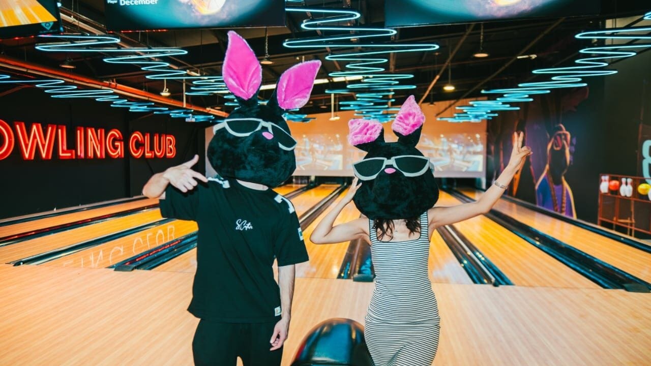 Black Bunny lands in Al Quoz with neon, VR and a ruthless first-100 freebie