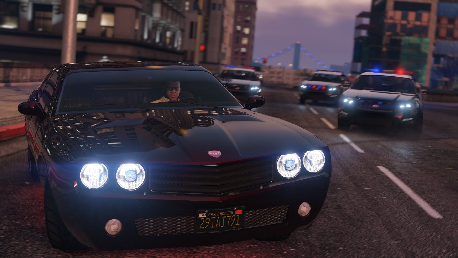 GTA V & GTA Online Now Official in Saudi Arabia & UAE
