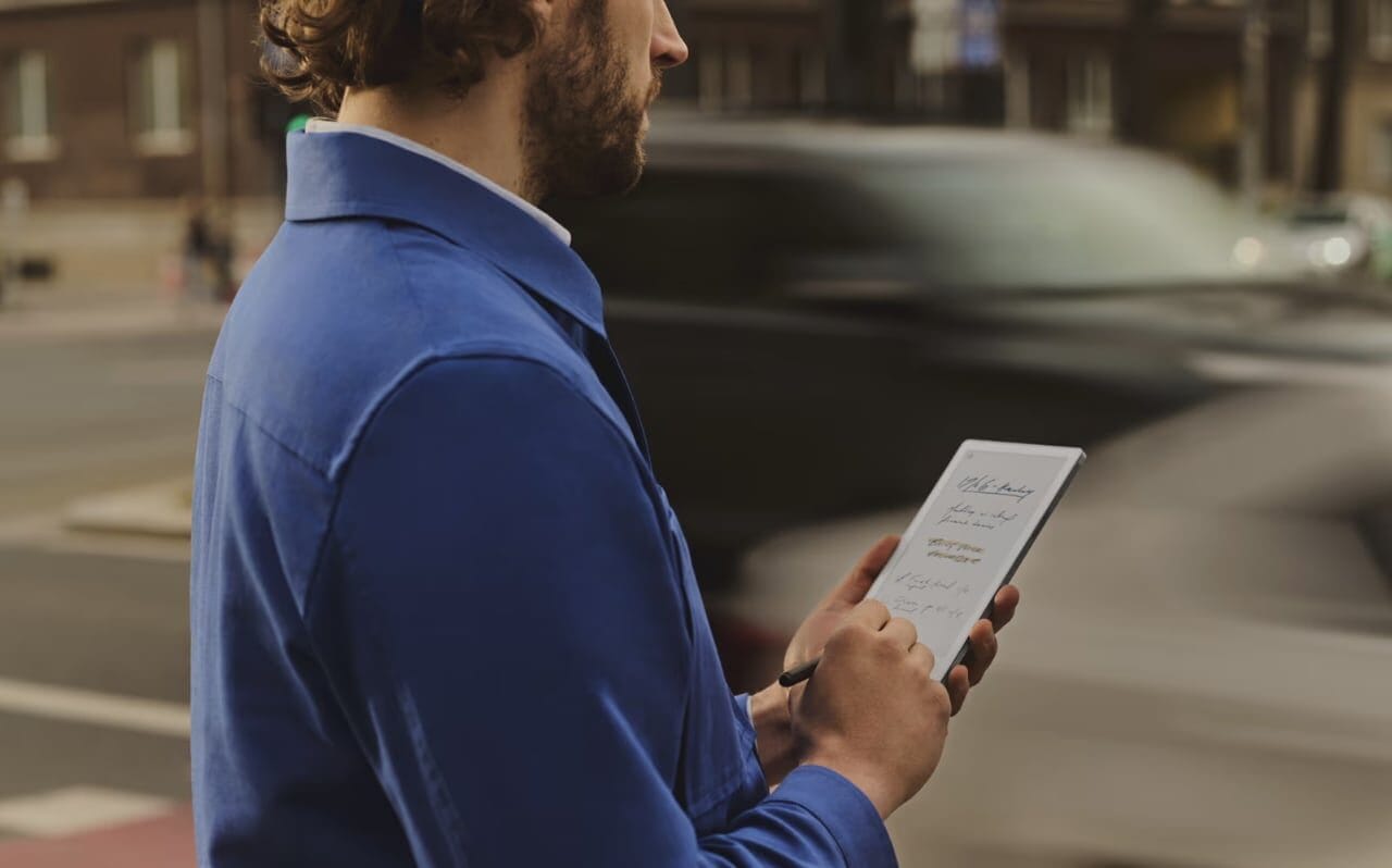 reMarkable Paper Pro Move: pocket-ready paper tablet for work