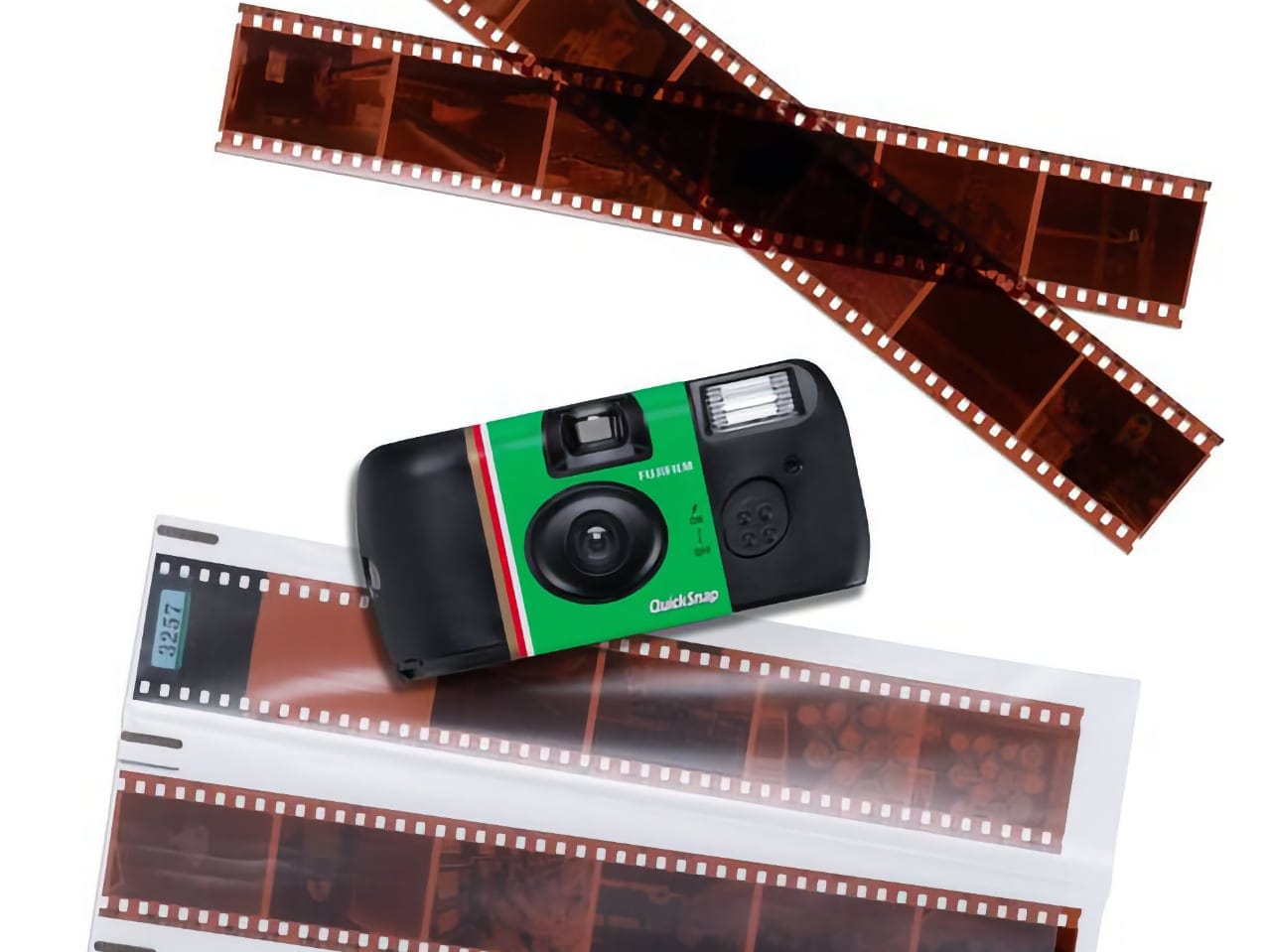 Gen Z’s new fave camera has no screen, no Wi-Fi, and that’s the point