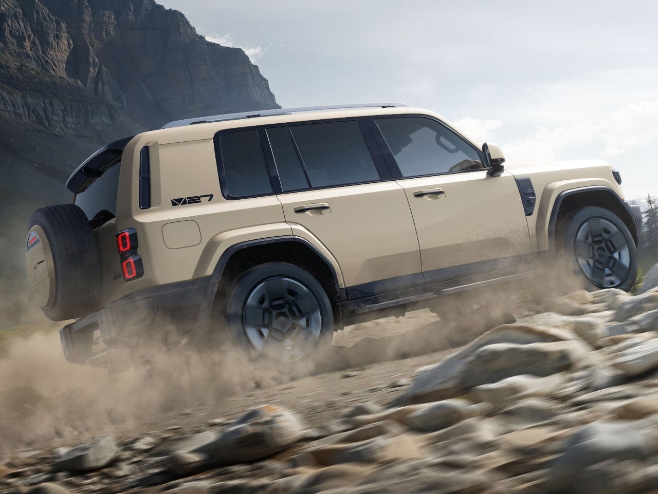 The iCAUR V27 is an EV for people who don’t trust chargers yet