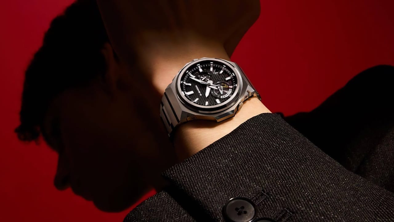 Casio G-SHOCK GST-B1000D Brings Minimalist Metal Design to UAE