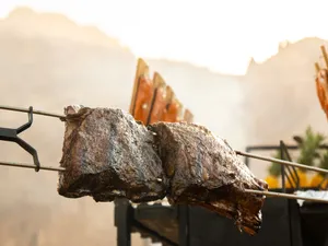 Smoke, kites, tomahawks: Meats & Mountains 2025
