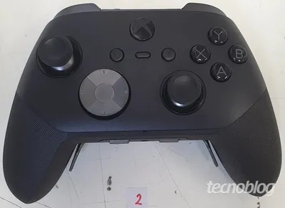 Xbox Elite Series 3 leaked: scrolling wheels, cloud pad revealed