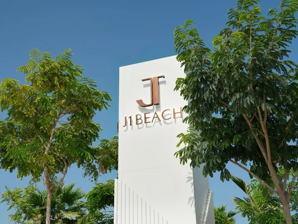 J1 Beach Dubai: The Ultimate Guide to Restaurants, Beach Clubs, and Pools
