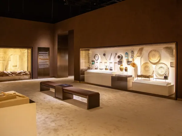 Inside Al Ain’s lost neighbourhood: fingerprints, coins… and a story you didn’t expect