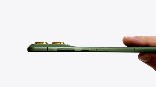 Motorola Edge 70 Review: Not Just Budget Air, But Better Air