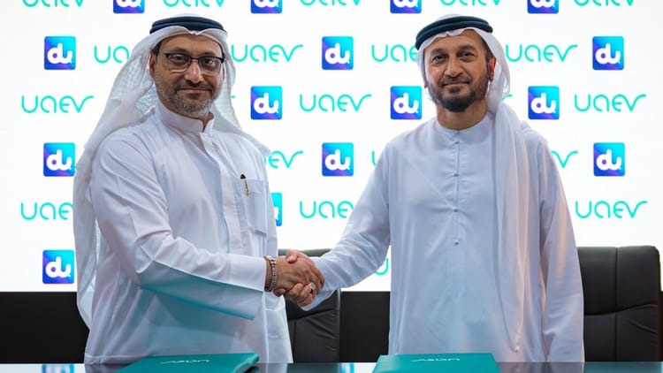 Telecom meets kilowatts: du and UAEV plot a nationwide EV charge-up