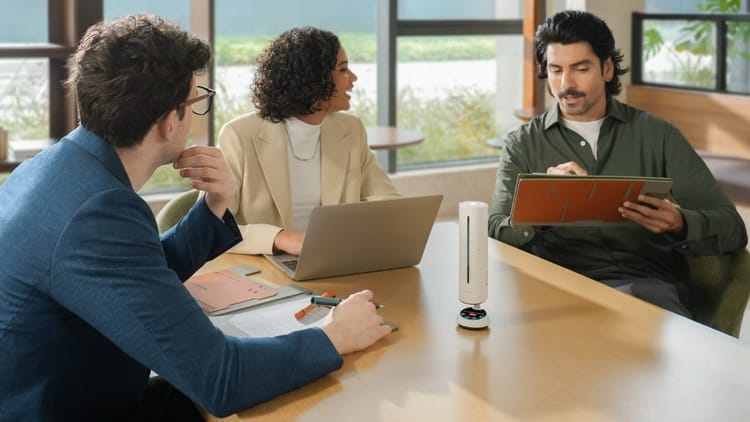 Insta360’s Levitating Wave Turns Any Table Into a Smart Meeting Room