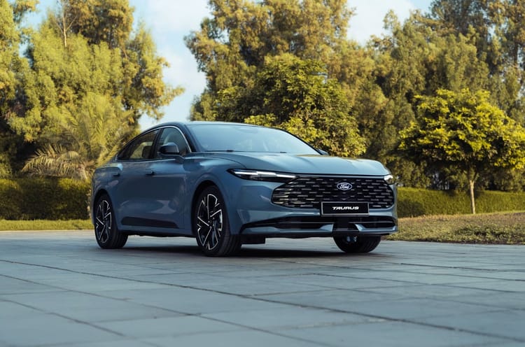 The new Ford Taurus has a screen bigger than your iPad and finally gets a hybrid option