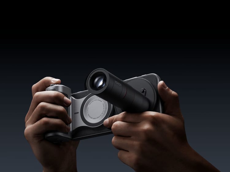 HONOR Magic8 Pro Professional Imaging Kit turns your phone into a proper camera
