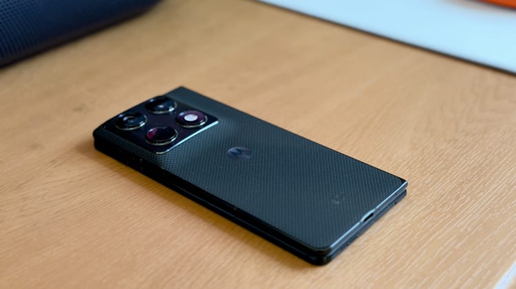 Motorola Razr Fold Review: The Most Complete Android Foldable You Can Buy