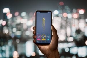 e& vs du UAE, UAE mobile network comparison 2025, Opensignal UAE August 2025, best 5G UAE, e& mobile speed UAE