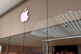 Apple plants a flag in Al Ain with Al Jimi Mall store