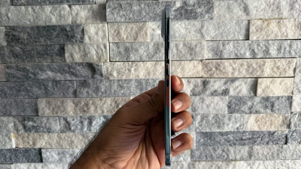 iPhone Air Review: Apple Changed the Game. Again 3 iPhone Air Review: Apple Changed the Game. Again