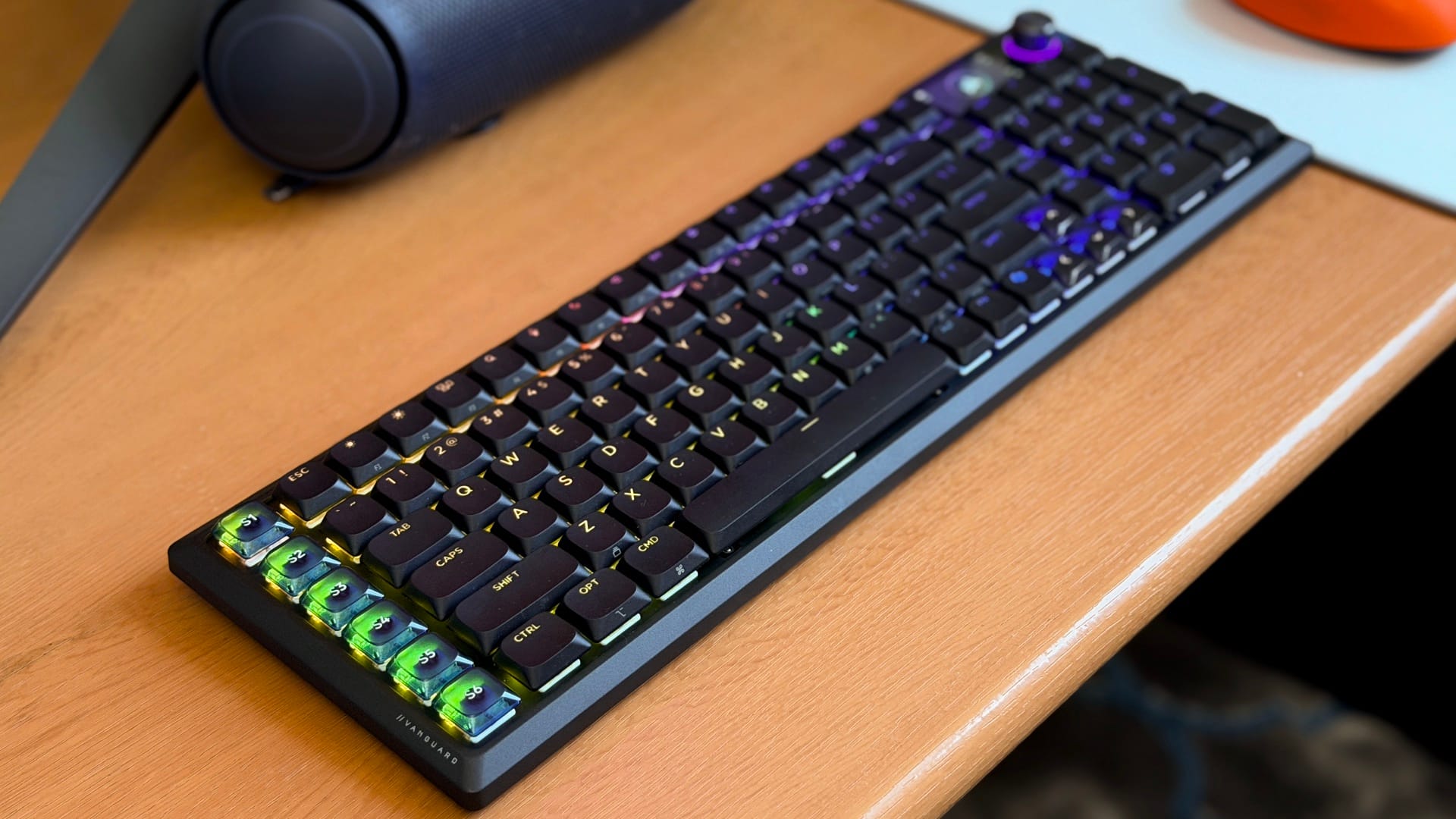 Corsair Vanguard Air 99 Wireless Review: A Confusing Premium Keyboard