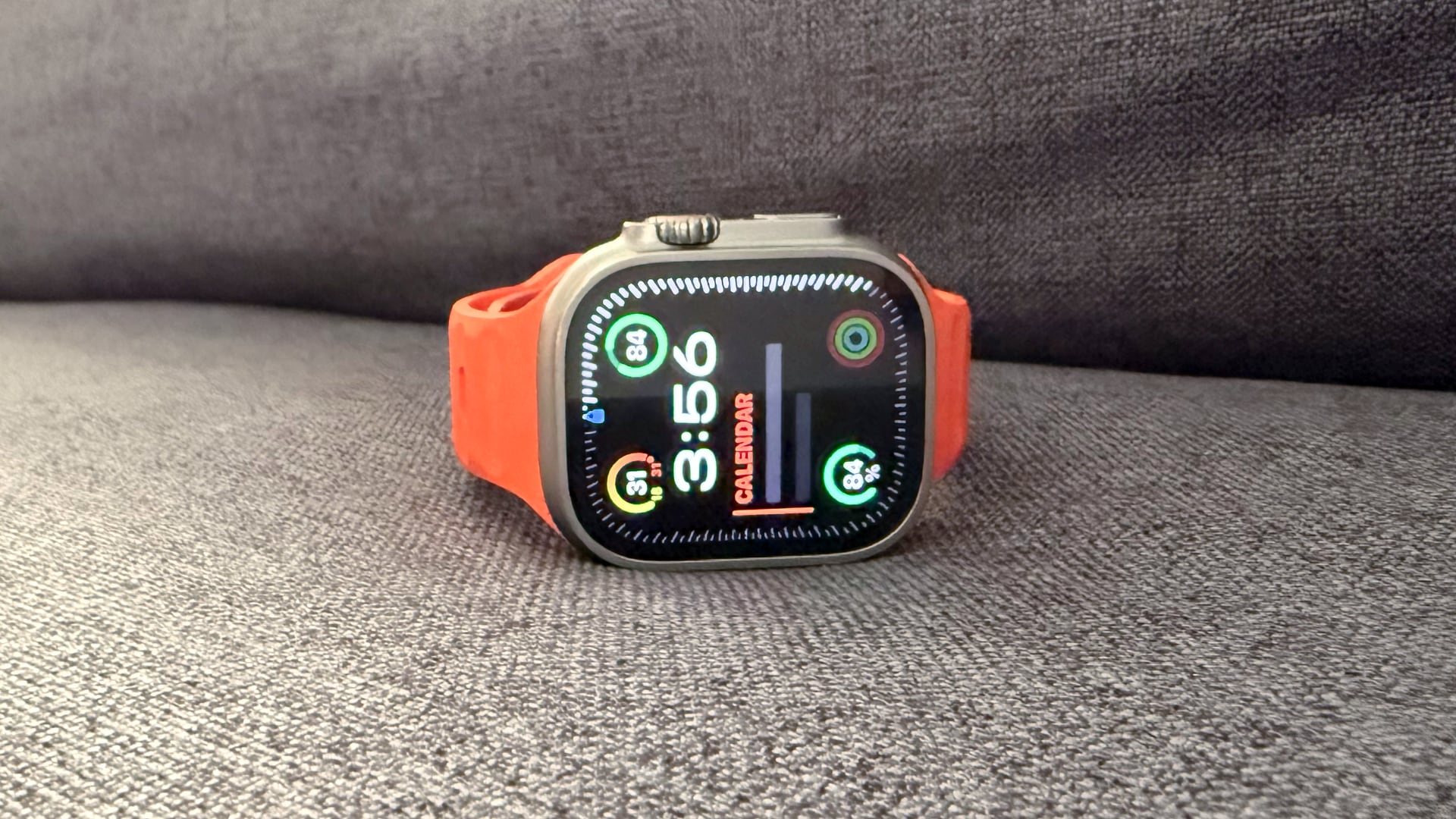 Apple Is Reconsidering the Apple Watch, Screenless Bands and All