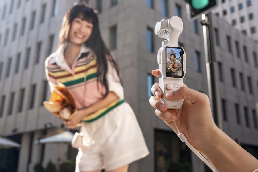 Insta360 launches the Luna Pro, its 4K vertical-shooting gimbal camera