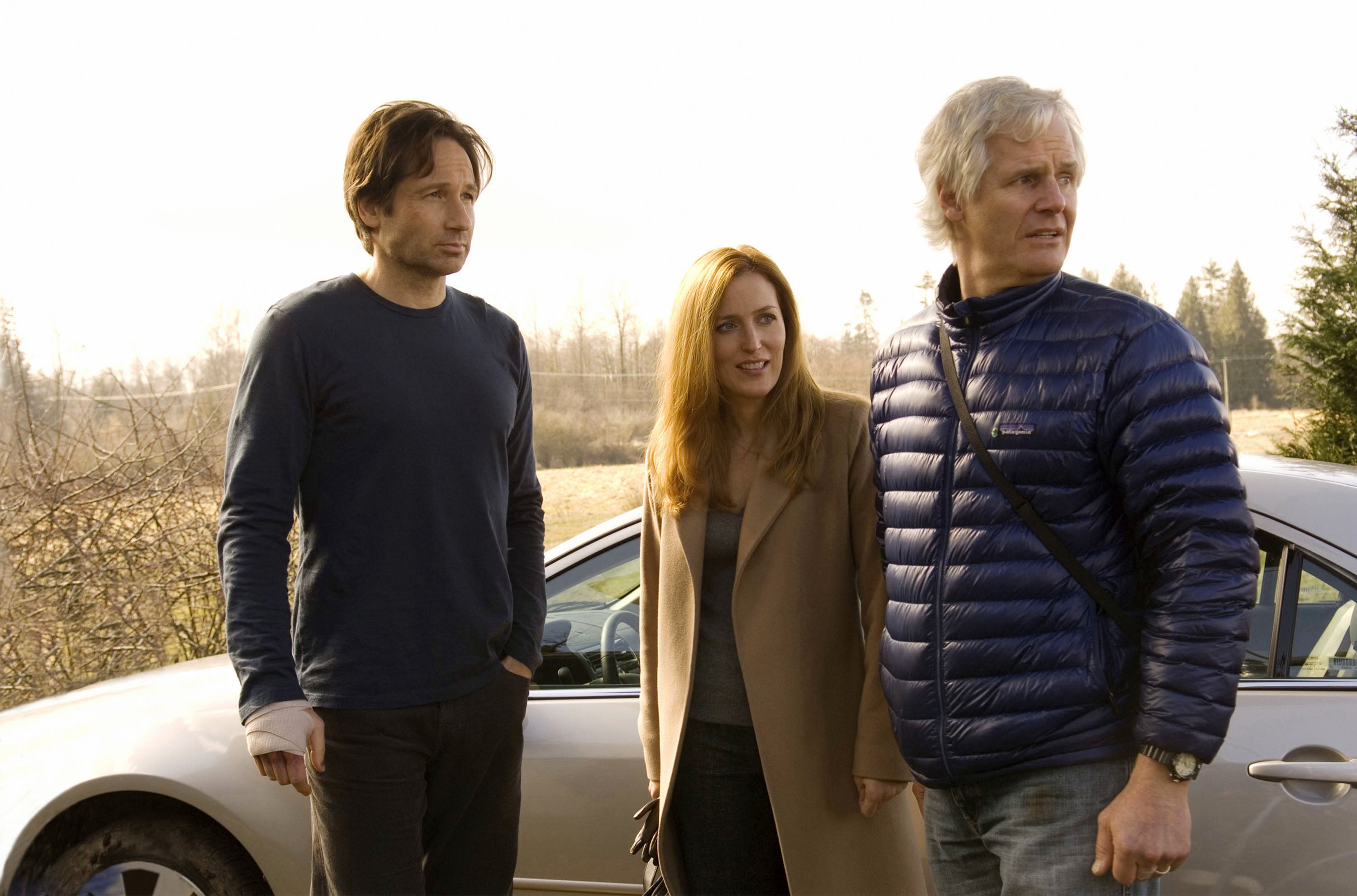Mulder, Scully and Byers in a wintry scene from The X-Files: I Want to Believe — Vrach Frankenshteyn