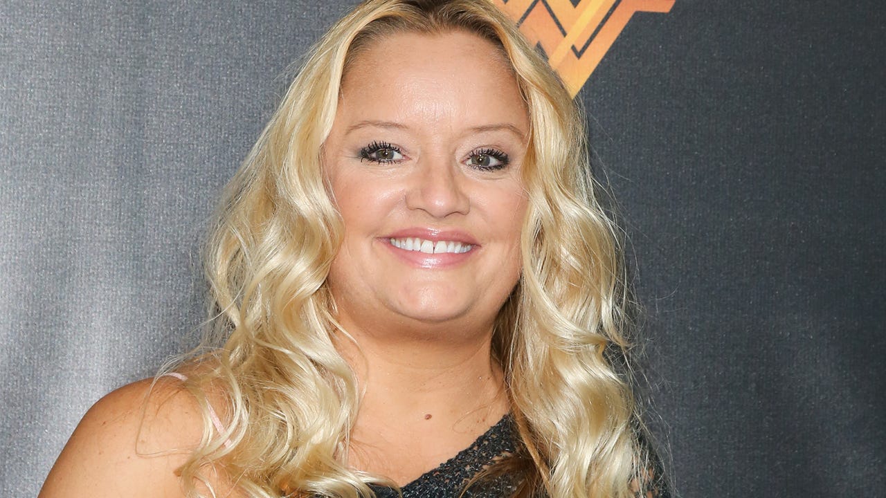 The Office star Lucy Davis reveals terminal cancer: ‘It’s incurable, and too late for chemo’