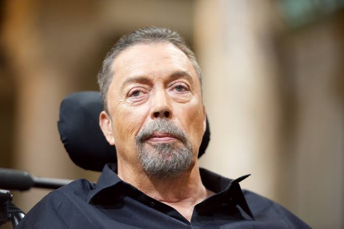 Tim Curry, star of The Rocky Horror Picture Show, dies at 80