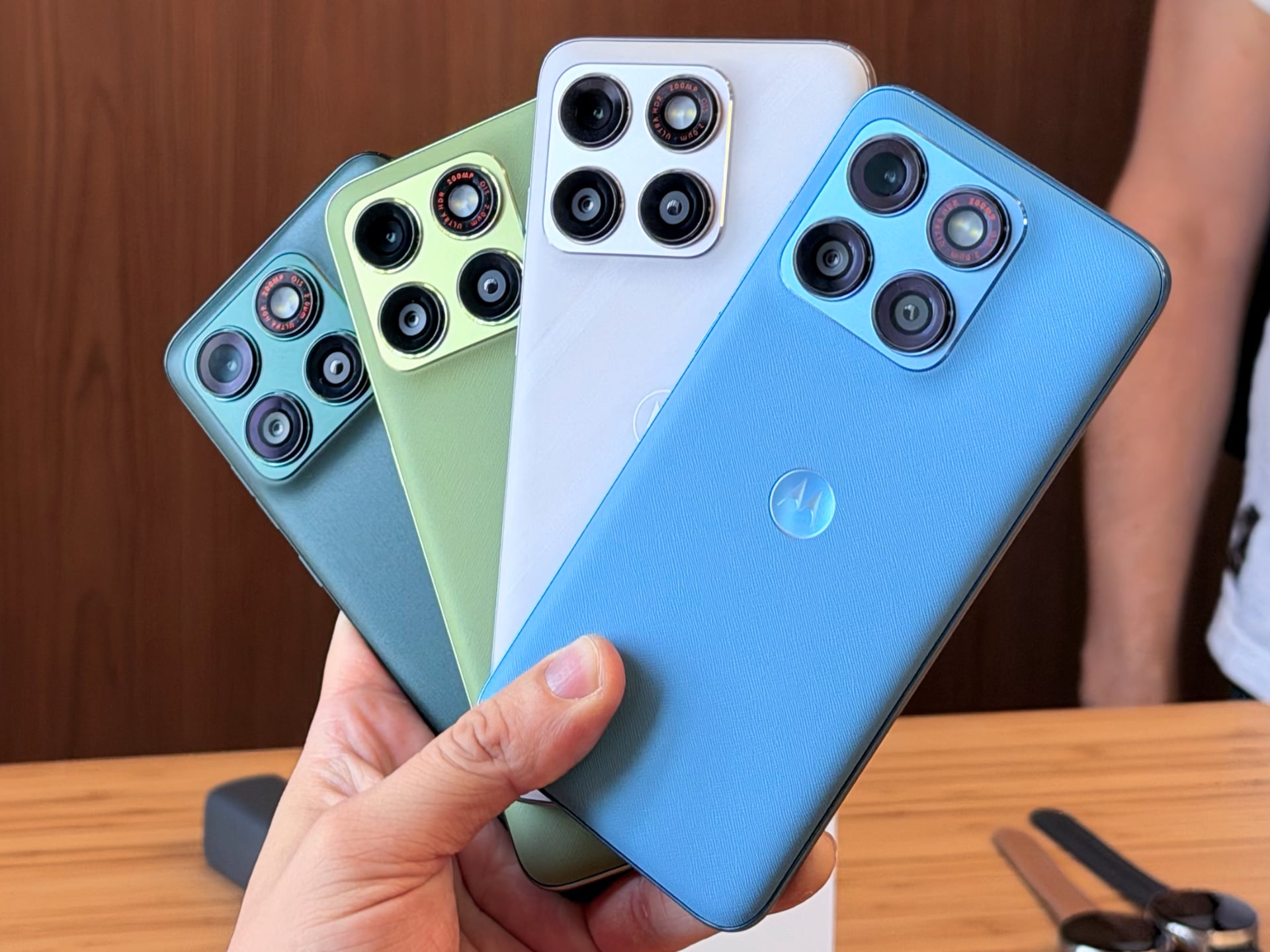 Motorola Announces the Edge 70 Plus, Moto Watch Ultra and a Razr Covered in Swarovski Crystals