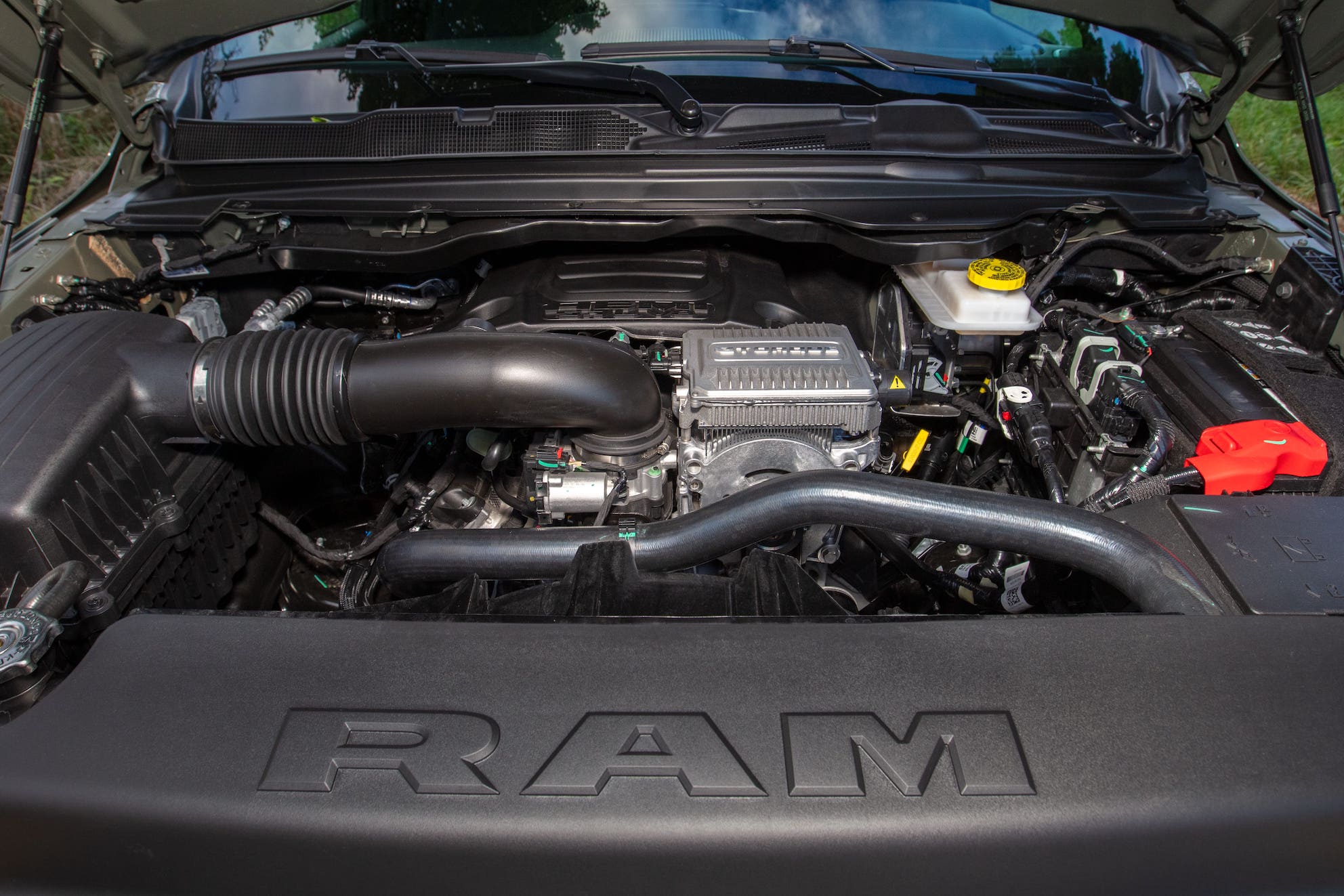 5.7-litre HEMI V8 engine powering the 2026 Ram 1500