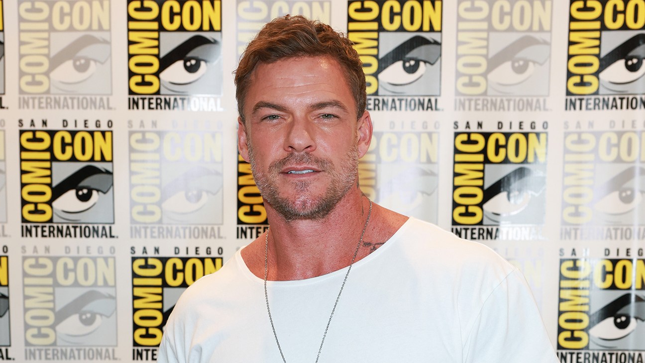 Alan Ritchson replaces Jason Momoa in Helldivers movie