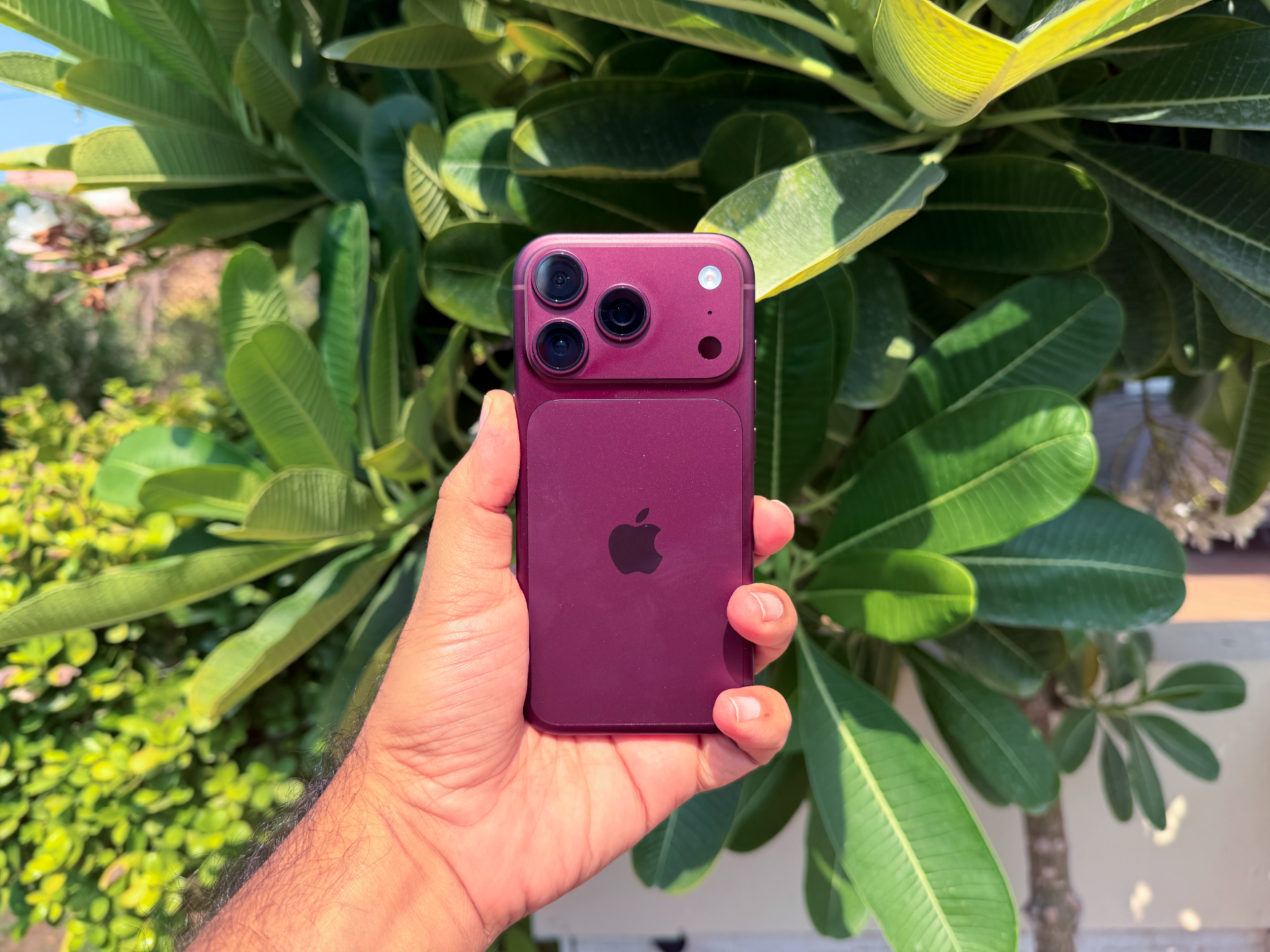 iPhone 18 Pro Review in Progress: Back to Pro After a Year With the Air