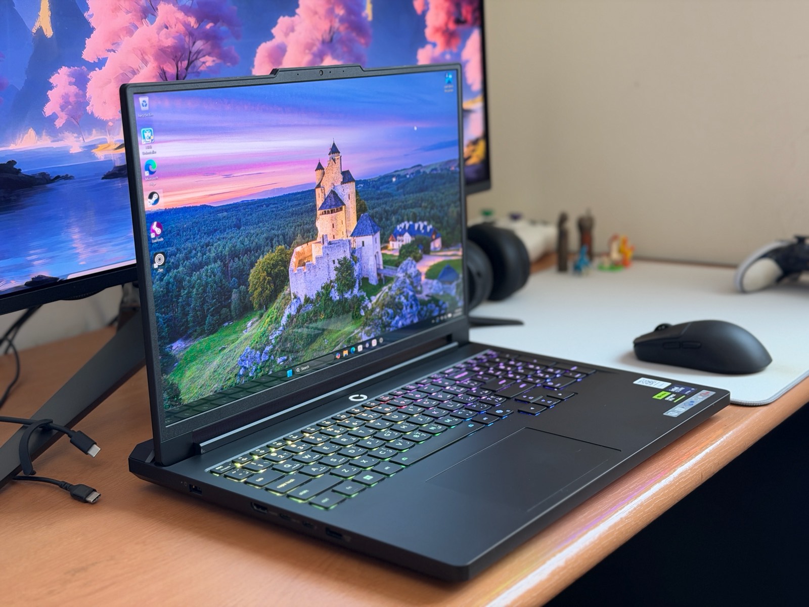 Lenovo Legion Pro 7i Gen 10 Review: Powerful, Polished, and Loud